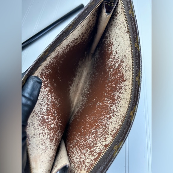 Louis Vuitton Monogram Toiletry Pouch Cosmetic Bag Clutch 26 - Picture 8 of 9